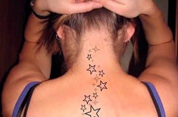 Tatuajes detras del cuello tribales y de estrellas