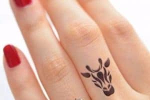 tatuajes pequeños de animales para mujeres