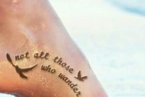 frases de la vida para tatuajes en el pie