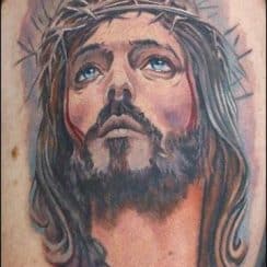 Tatuajes de Jesus en 3d en el brazo para hombres y mujeres