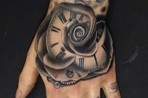 tatuajes en las manos para hombres imagenes