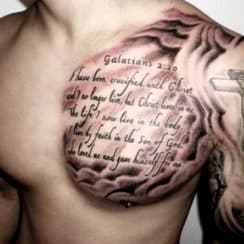 El fervor al credo en las frases de la biblia para tatuajes