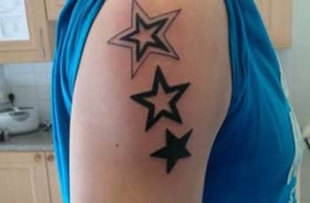 Diversos diseños de tatuajes de estrellas en el brazo