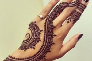 tatuajes de henna faciles para manos