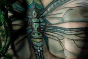 tatuajes de libelulas en 3d grandes