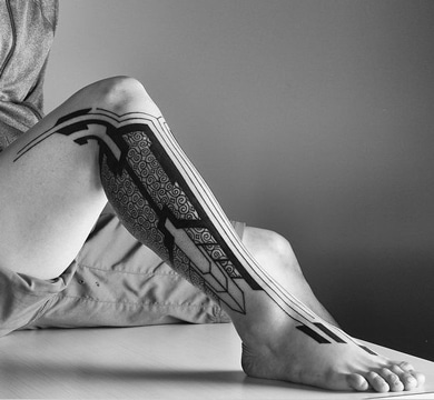 tatuajes de tribales en la pierna faciles