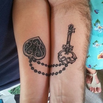 tattoos para parejas enamoradas candado