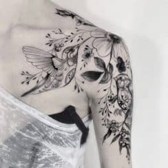 Asombrosos diseños de tatuajes de colibries para mujer