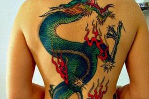 tatuajes de dragones en 3d en espalda
