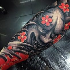 Sorprendentes diseños de tatuajes orientales para hombres
