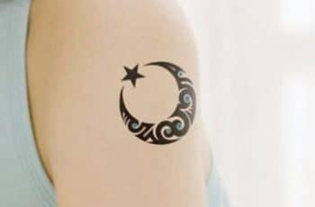 Folcloricos tatuajes de lunas y estrellas significado
