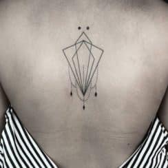 Nuevos diseños de tatuajes geometricos minimalistas