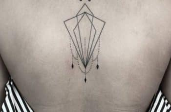 Nuevos diseños de tatuajes geometricos minimalistas