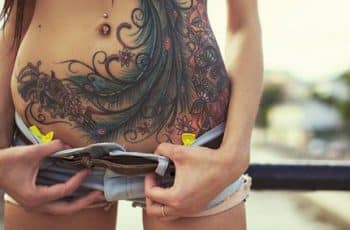 Hermosos tatuajes para mujeres en la barriga