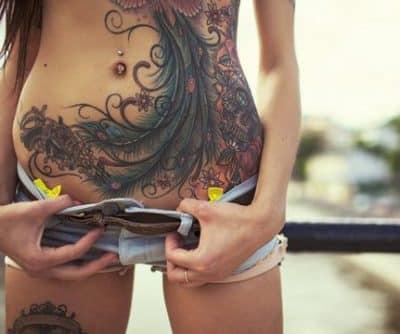 tatuajes para mujeres en la barriga artisticos
