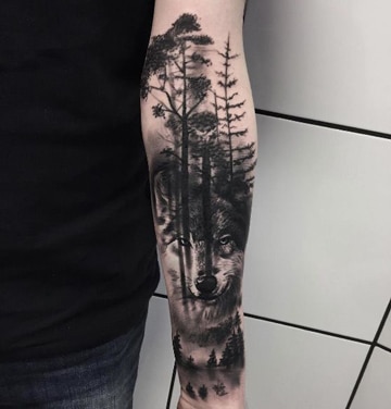 tattoos en el antebrazo para hombres con paisaje