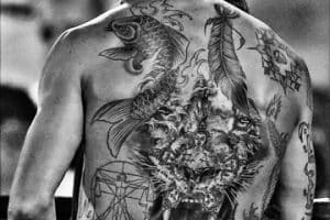 tatuajes de zlatan ibrahimovic en espalda