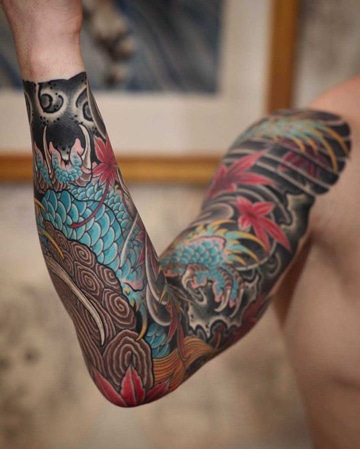 tatuajes japoneses en el brazo para hombres