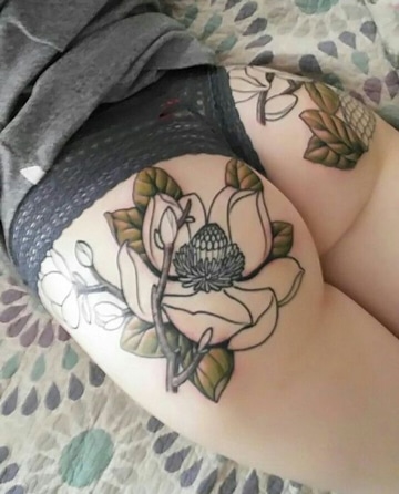 tatuajes para mujeres en la cola ideas
