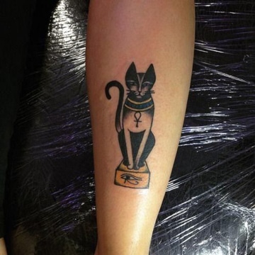 tatuajes de gatos egipcios simbolicos
