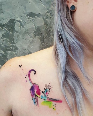 tatuajes de gatos para mujeres a color