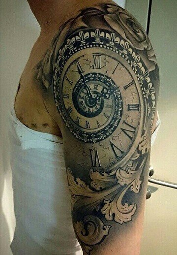 tatuajes de relojes en el hombro diseños