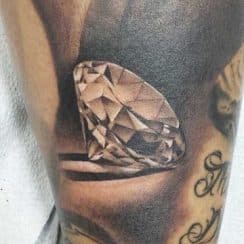 Diseños singulares e imagenes de tatuajes de diamantes