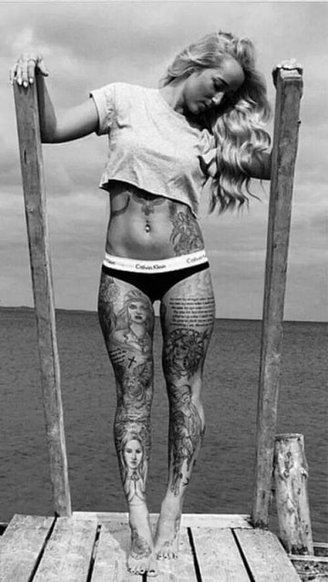 mujeres tatuadas en todo el cuerpo sexies