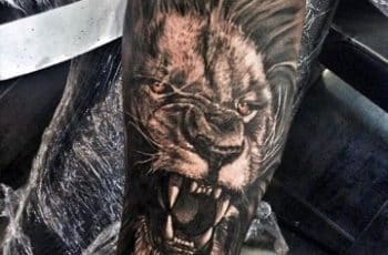 Increibles diseños de tatuajes de leones rugiendo
