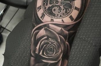 Diseños originales de tatuajes de rosas y reloj