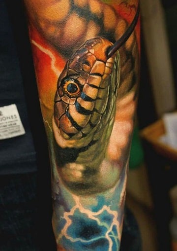 tatuajes de serpientes en 3d en el brazo