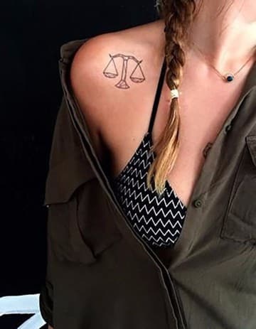 tatuajes del signo libra mujer