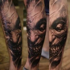 Asombrosos y realistas tatuajes diabolicos en el brazo
