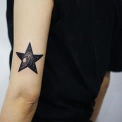 Diversos diseños en fotos de tatuajes de estrellas