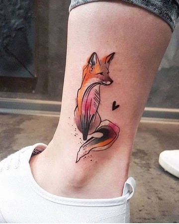 tatuajes de animales salvajes tobillo