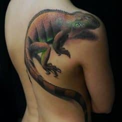 Diseños para tatuajes de iguanas para mujeres