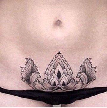 tatuajes en el vientre bajo para mujeres sexies