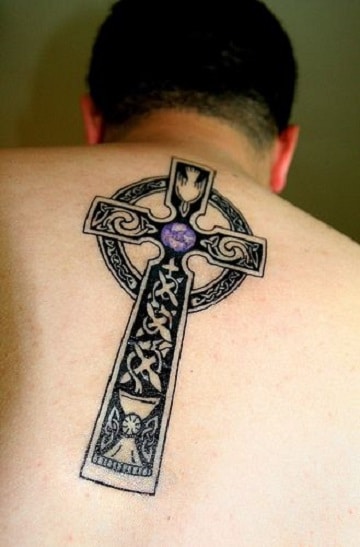 tatuajes religiosos significados en la espalda