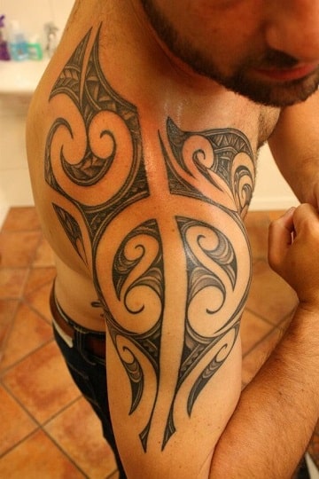 tatuajes tribales para el hombro diseños
