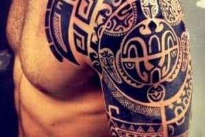 tatuajes tribales para el hombro grandes