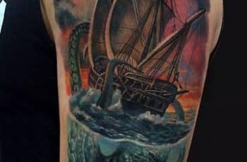 Simbolicos diseños de tatuajes de barcos piratas