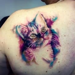 Algunos originales diseños de tatuajes de gatos en acuarela