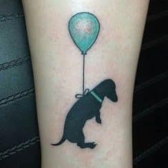 Originales y unicos tatuajes de perros salchichas