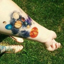 Diseños originales de tatuajes de sistema solar