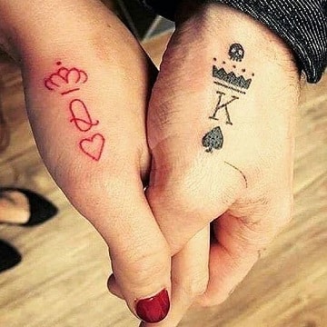 tatuajes pequeños de amor en la mano