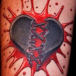 Melancolicos diseños de tatuajes de corazones rotos