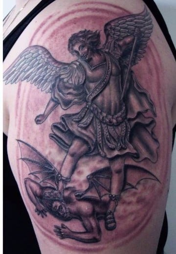 tatuajes del angel gabriel a color