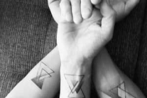 simbolos de hermanos y su significado tatuajes