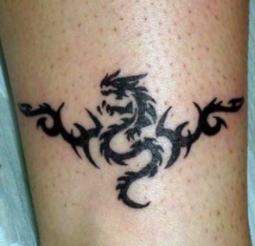tatuajes de dragones tribales sencillo