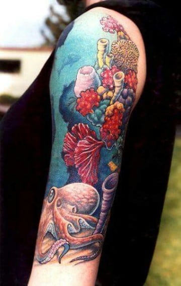 tatuajes relacionados con el mar corales